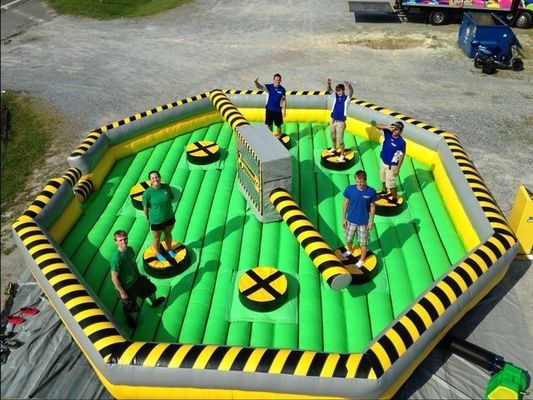 Χαρακτηριστικά PORTABLE Meltdown Inflatable Challenge Αθλητικό παιχνίδι για ενήλικες PVC Jumping Fun